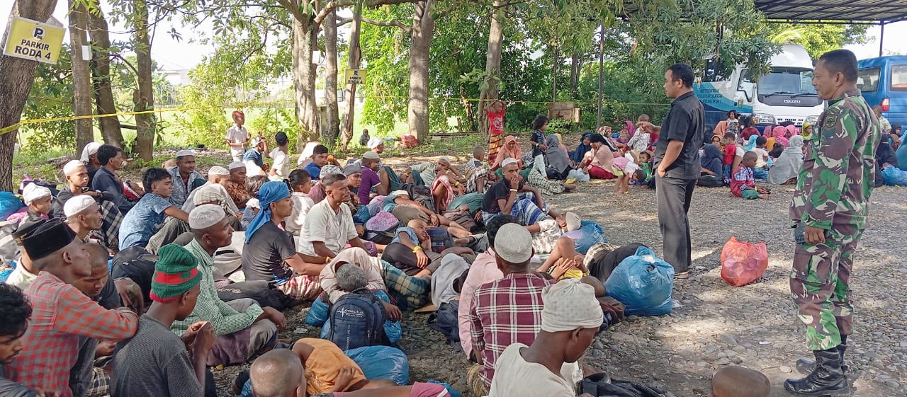 Kembali Diusir Warga, 180 Etnis Rohingya Luntang Lantung Di Sigli