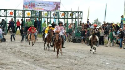 Pj Bupati Buka Pacuan Kuda Tradisional Gayo