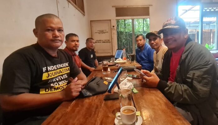 Adi Warsidi Plt Ketua AJI Bireuen