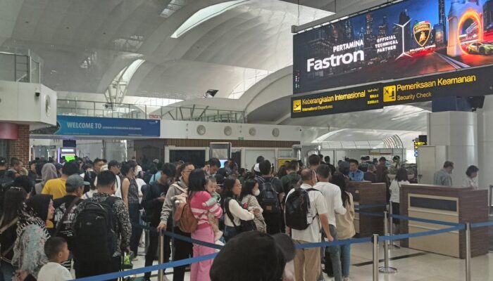 Sejak Dibuka Posko Nataru Di KNIA Sudah 22.410 Penumpang Terlayani