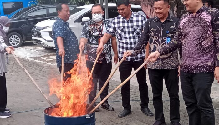 BNNK Binjai Musnahkan 65,35 Gram Ganja