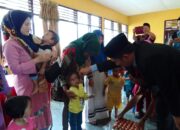 Pemkab Agara Salurkan 1.423 Bansos