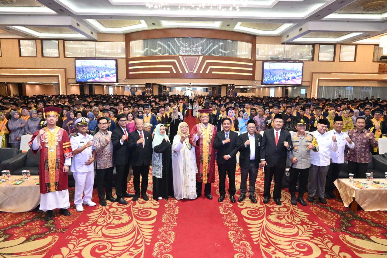 Cetak Rekor Wisudawan Terbanyak, UNPAB Lahirkan 1.814 Sarjana Baru