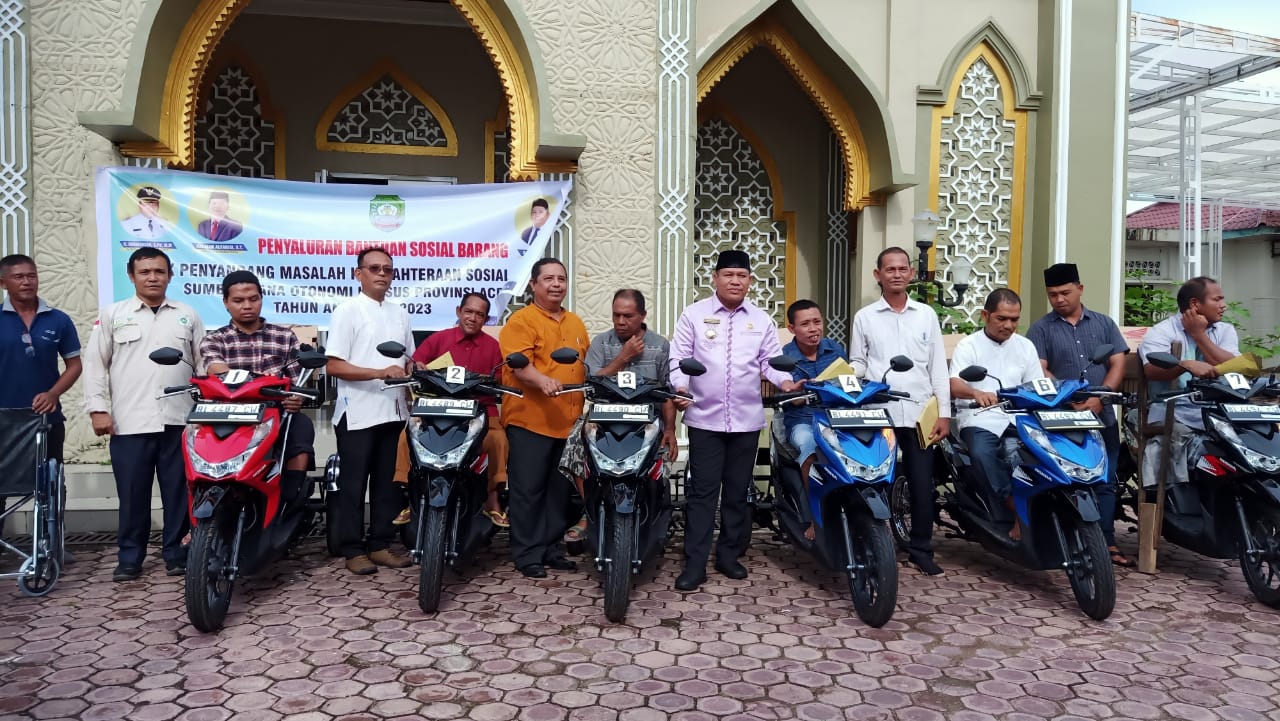 Penyandang Disabilitas Di Abdya Dapat Bantuan Motor 3 Roda Penyandang Disabilitas Di Abdya Dapat Bantuan Motor 3 Roda