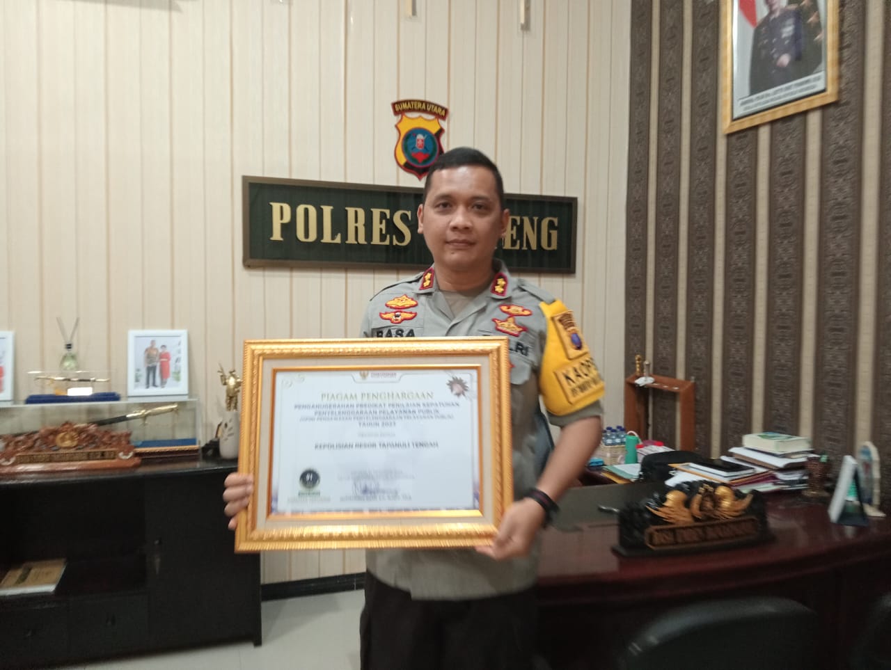 Terima Penghargaan dari Ombudsman RI, Ini Kata Kapolres Tapteng