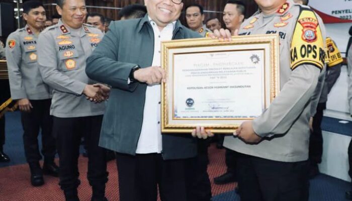Polres Humbahas Predikat Tertinggi Pelayanan Publik