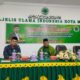 BENDAHARA MUI Kota Medan, Dr Watni Marpaung, MA bersama Wakil Ketua Umum MUI Kota Medan, Drs. H Burhanuddin, MA di acara muzakarah Desain Program Pendidikan Islam Berbasis Masjid di Era Modern, Kamis (7/12). Waspada/Yuni Naibaho