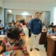KETUA PWI Sumut H Farianda Putra Sinik SE, meninjau ujian kenaikan status anggota muda menjadi biasa. Waspada/Ist