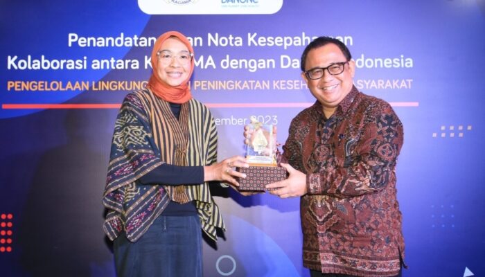 Gandeng KAGAMA, Danone Indonesia Dorong Pengelolaan Lingkungan Berkelanjutan
