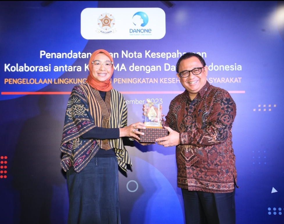 Gandeng KAGAMA, Danone Indonesia Dorong Pengelolaan Lingkungan Berkelanjutan