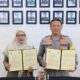 REKTOR UINSU Prof Nurahayati dan Kapoldasu Irjen Pol Agung Setya Imam Effendi, SH, SIK, MSi meperlihatkan dokumen kerjasama. Waspada/ist