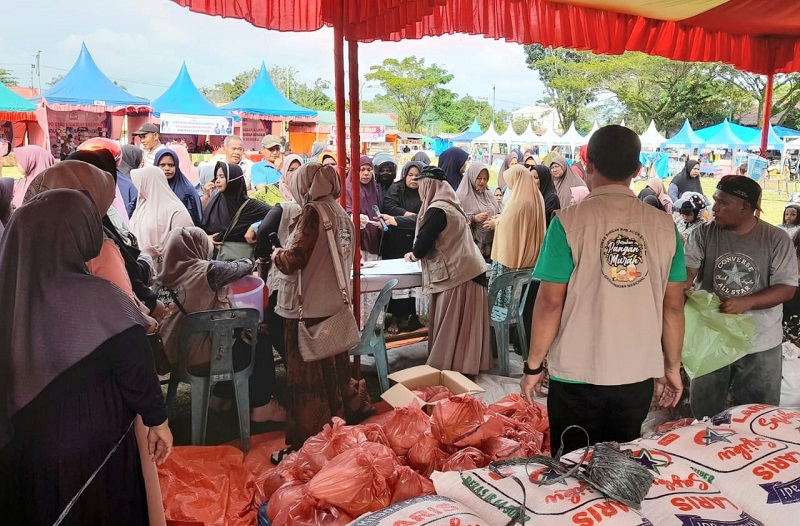 Dinas Pangan Siagakan 400 Paket Sembako, Semarak HBN Ke-75 Dinas Pangan Siagakan 400 Paket Sembako, Semarak HBN Ke-75