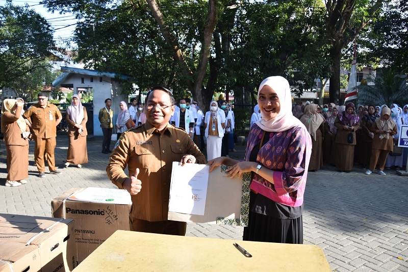 RSUD Langsa Terima Bantuan AC BSI RSUD Langsa Terima Bantuan AC BSI
