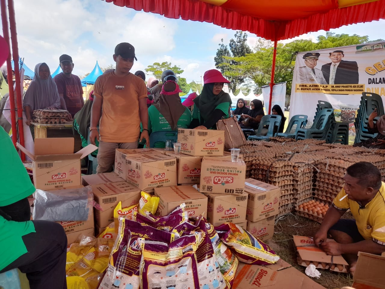 Terobos Banjir Singkil, 500 Paket Sembako Disiagakan Malam Penutupan Expo UMKM Terobos Banjir Singkil, 500 Paket Sembako Disiagakan Malam Penutupan Expo UMKM