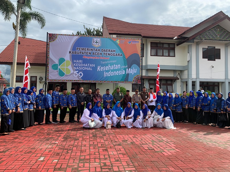Upacara Peringatan Hari Kesehatan Nasional Ke-59 Tahun Khidmat Upacara Peringatan Hari Kesehatan Nasional Ke-59 Tahun Khidmat