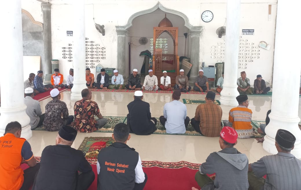 Nasir Djamil Hadiri Peringatan Tsunami Di Aceh Timur Nasir Djamil Hadiri Peringatan Tsunami Di Aceh Timur