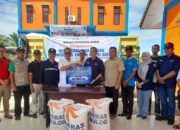 Tiga Bulan Terdampak Banjir Singkil, Gubernur Bantu 10 Ton Beras