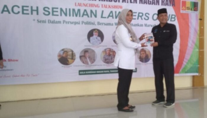 Pj Bupati Fitriany Buka Aceh Seniman Lawyers Club DKA Perdana 