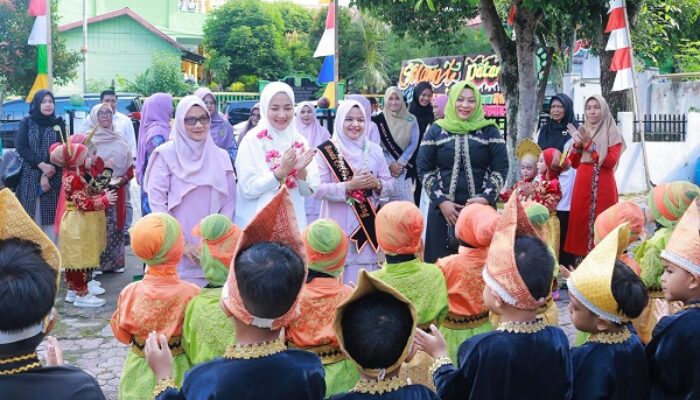 Bunda Paud Aceh Kunjungi Sekolah Di Kota Sabang