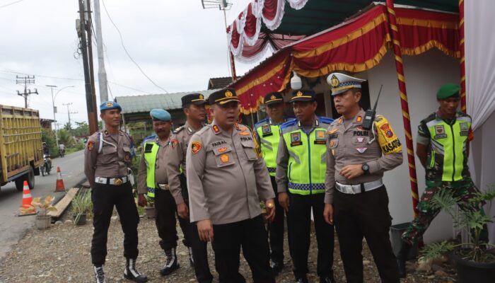 Kapolres Langkat Cek Pos Pelayanan Ops Lilin  2023