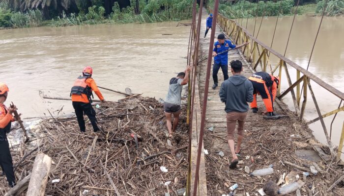 BPBD Dan Dinsos Tangani Warga Terdampak Banjir Aceh Tamiang