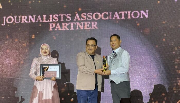 PWI Aceh Terima ‘Hermes Award’ Sebagai Journalist Assosiation Partner