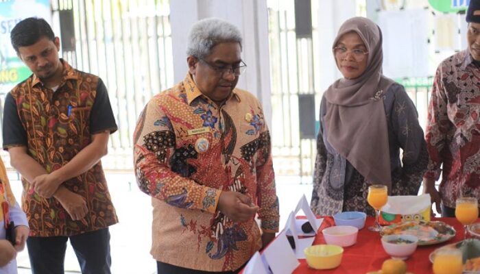 Pj Bupati Aceh Utara Tinjau Dapur Dashat Di Bayu