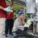 Polres Langkat memusnahkan barang bukti narkoba jenis sabu dan ganja di Mapolres Langkat, Kamis(7/12). Waspada/ist