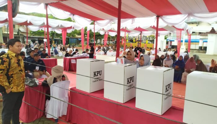 KPU Tapsel Simulasikan Putungsura Dan Aplikasi Sirekap