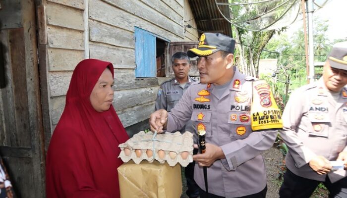 Jum’at Berkah Polres P.Sidimpuan Bantu Banyak Warga