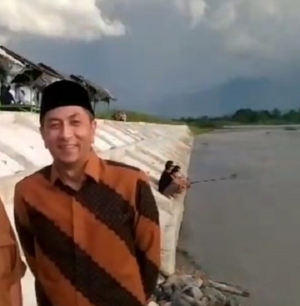 Zuhri Mustafa Nasution, menyatakan siap menjadi calon Bupati Madina 2024, sekaligus mohon doa dan dukungan famili, saudara dan kerabat. Waspada/Irham H. Nasution
