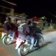 Personel Brimobda Polda Aceh yang di BKO kan ke Simeulue melakukan patroli penjagaan APK yang terpasang di sejumlah ruas jalan umum di pulau Simeulue. Dini hari tadi malam (11/12). Waspada/ist