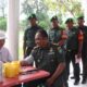 Dandim 0104/Atim, Letkol Inf Tri Purwanto, S.I.P saat melakukan cek kesehatan memperingati Hari Juang TNI AD di Lapangan Merdeka Kota Langsa, Selasa (12/12). Waspada/dede