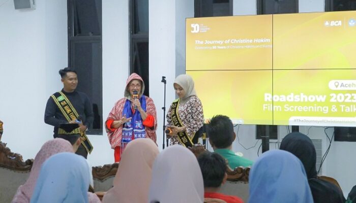 Bersama Artis Christine Hakim, Masyarakat Sabang Nobar Film Tjoet Nja’ Dhien