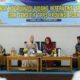 Penjabat (Pj) Ketua TP PKK) Aceh, Ny. Ayu Marzuki, saat memberikan arahan pada Rapat Koordinasi Bidang Intervensi Spesifik dan Sensitif TPPS Aceh, di Aula BKKBN Aceh, Banda Aceh, Selasa, (12/12). (Waspada/Zafrullah)