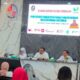 KEPALA Dinas Kesehatan Kabupaten Deliserdang dr.Asri Ludin Tambunan, M.Ked (PD), Sp.PD (tengah) memberi sambutan sekaligus membuka Forum Konsultasi Publik di Aula Dinas Kesehatan Kabupaten Deliserdang, Rabu (13/12).- (Waspada/Khairul K Siregar/B)