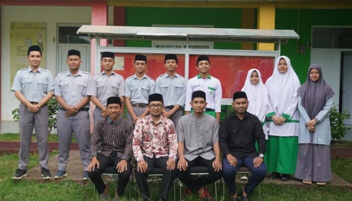 Santri Dan Guru Dayah DQA Raih Juara MTQ Aceh