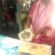 Pemilik warkop merasa resah akibat serangan lalat. Waspada/Asrirrais