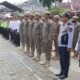PIMPINAN dan Forkopimda Karo saat memeriksa pasukan di halaman Mapolres Tanah Karo. Waspada/Micky Maliki.