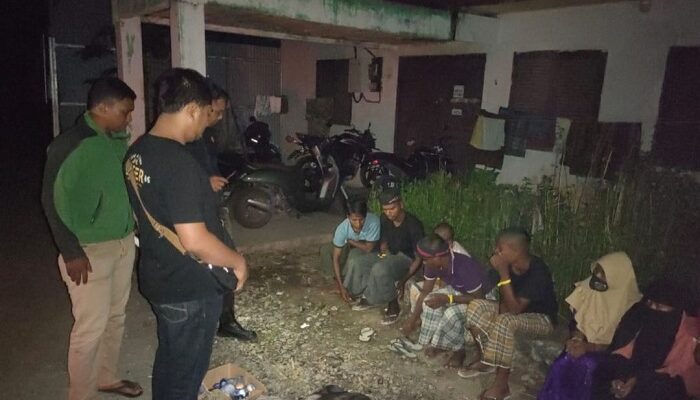 9 Warga Rohingya Bergelang Kuning Diamankan Warga Nibong, Aceh Utara