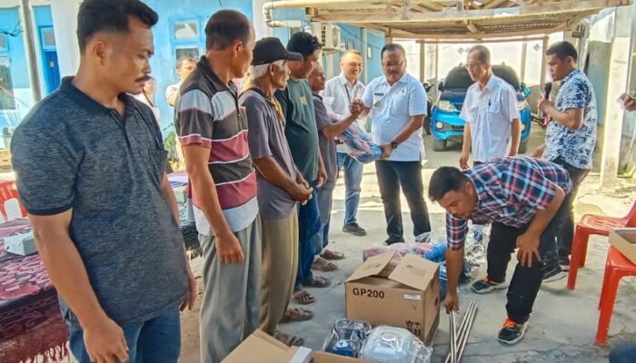 Pemkab Nisel Bantu 43 Perahu Motor