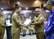 Pj Gubernur Aceh Serahkan DIPA Dan TKD Tahun Anggaran 2204