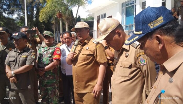 Bupati Samosir Minta Konsesi PT TPL Ditinjau Ulang
