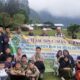 PEMBINA Rumah Tahfidz Qur'an Muslimin Medan, H. Ramlan, S. Ag. MA,bersama panitia kegiatan dan para santri poto bersama sebelum kegiatan berakhir. Waspada/ist