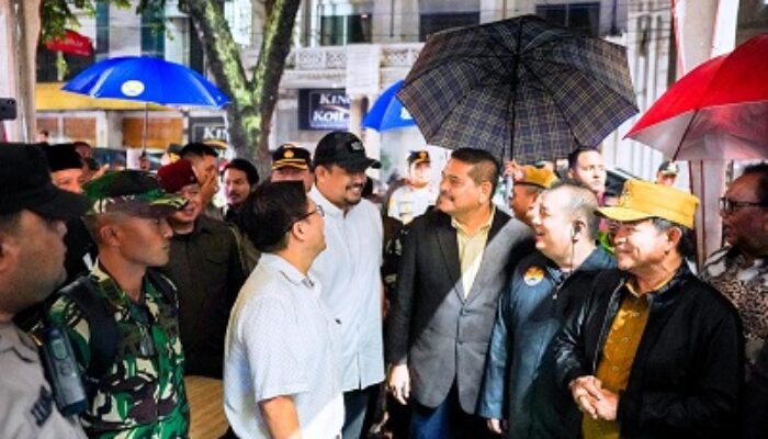 Pastikan Ibadah Malam Natal Aman dan Damai, Bobby Nasution Bersama Pj Gubsu Tinjau Sejumlah Gereja