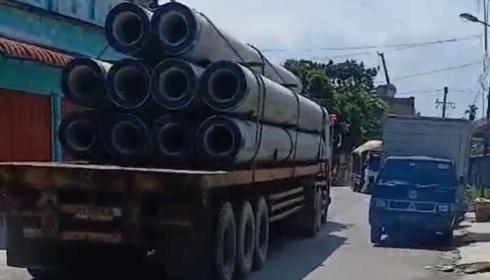 Warga Marelan Laporkan Jalan Hancur Ke Fraksi PKS DPRD Sumut