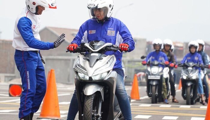 Cari_Aman Jadi Resolusi Tahun Baru