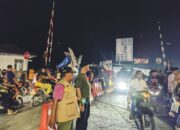 Pengendara Motor Tewas Tersambar KA Jelang Pergantian Tahun