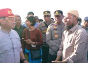 Bupati DS Bantu Makanan, Obat Dan Turunkan Nakes Periksa Imigran Rohingya