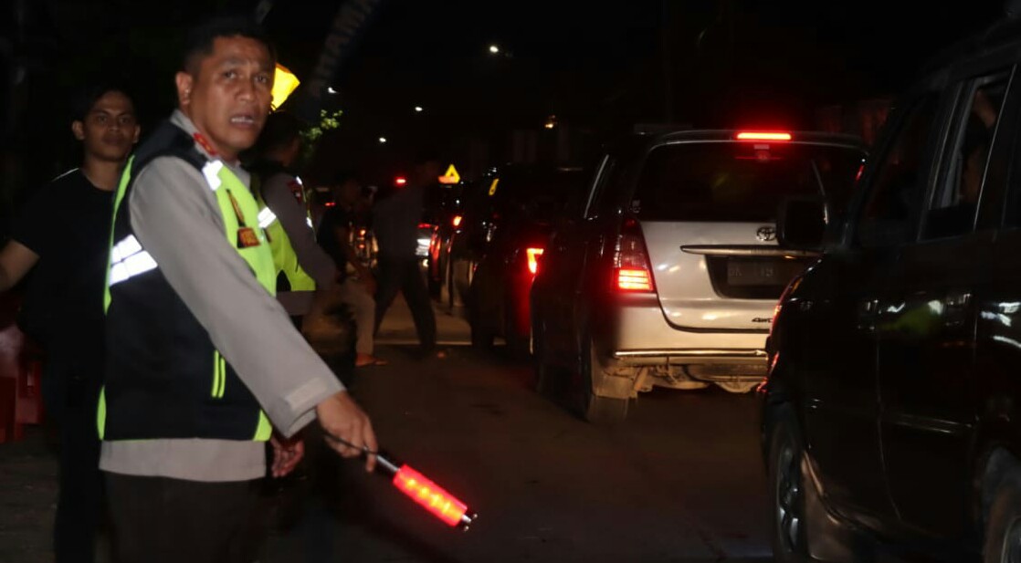 Antisipasi Kemacetan, Polres P.Siantar Berlakukan One Way Dari Arah Parapat